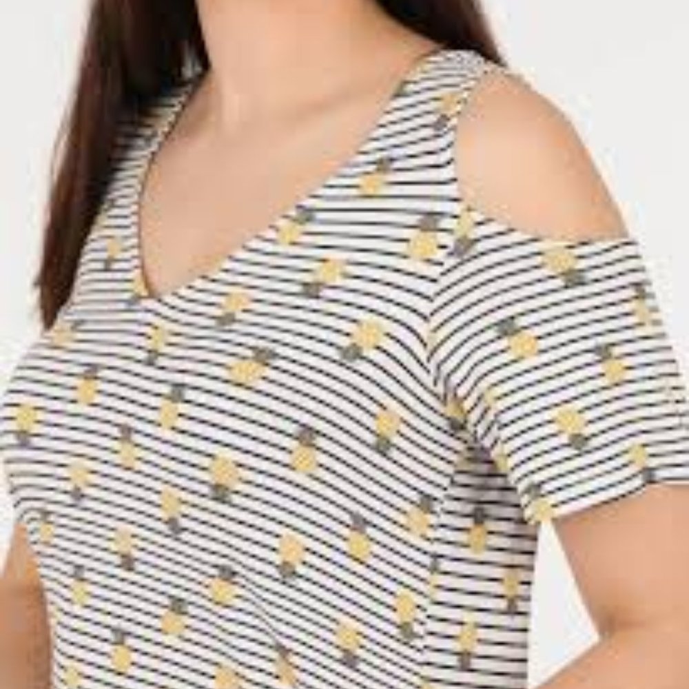 Cold Shoulder Top & Cosmetic Bag - NWT